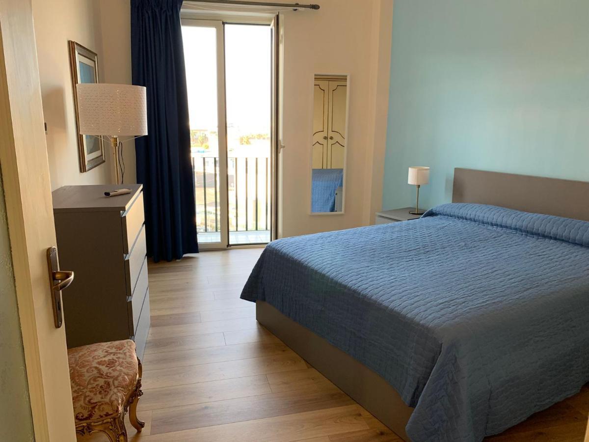 Apartamento Cala Mare Palermo Exterior foto